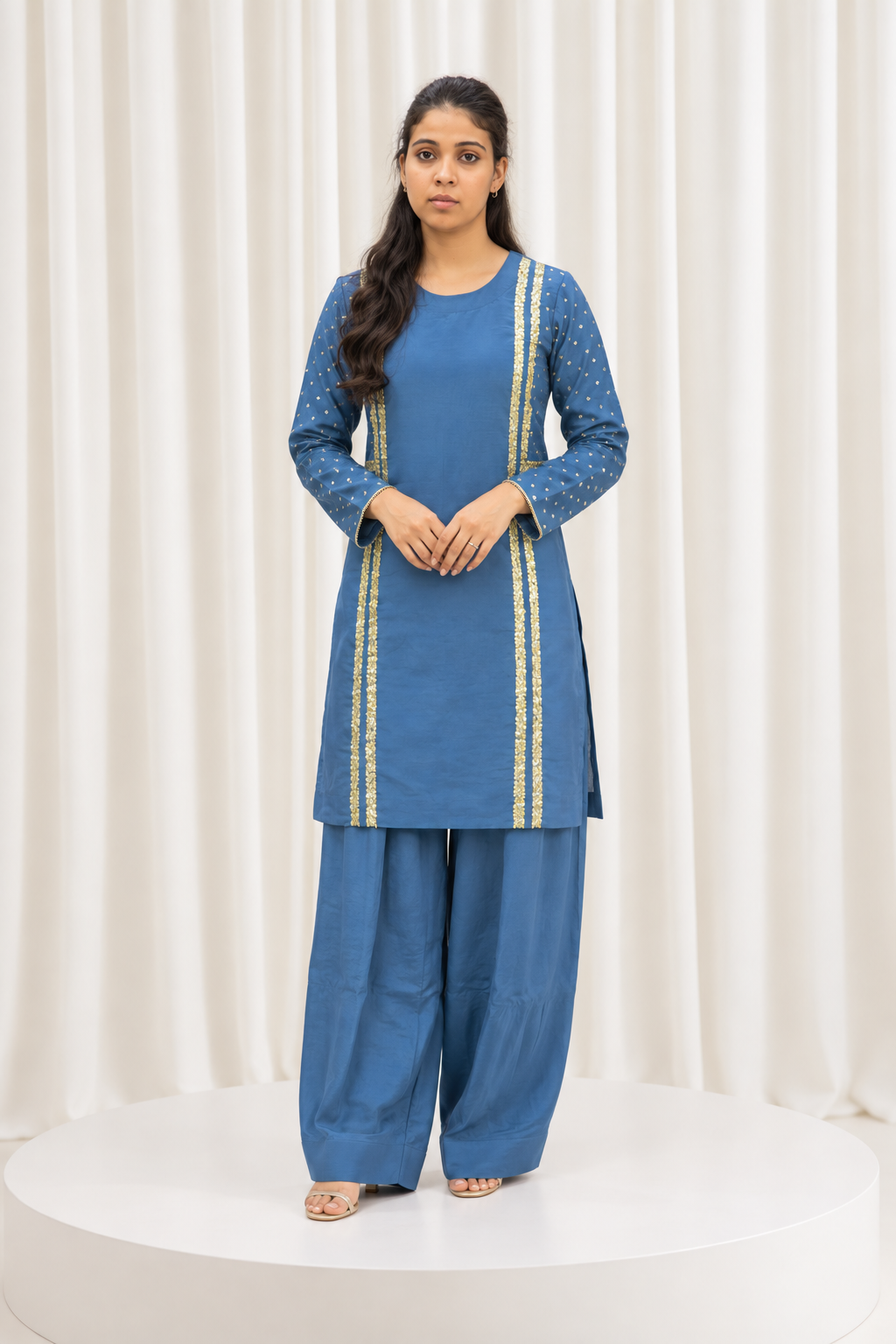 Royal Blue Handcrafted Natural Crepe Suit Set with Organza Dupatta